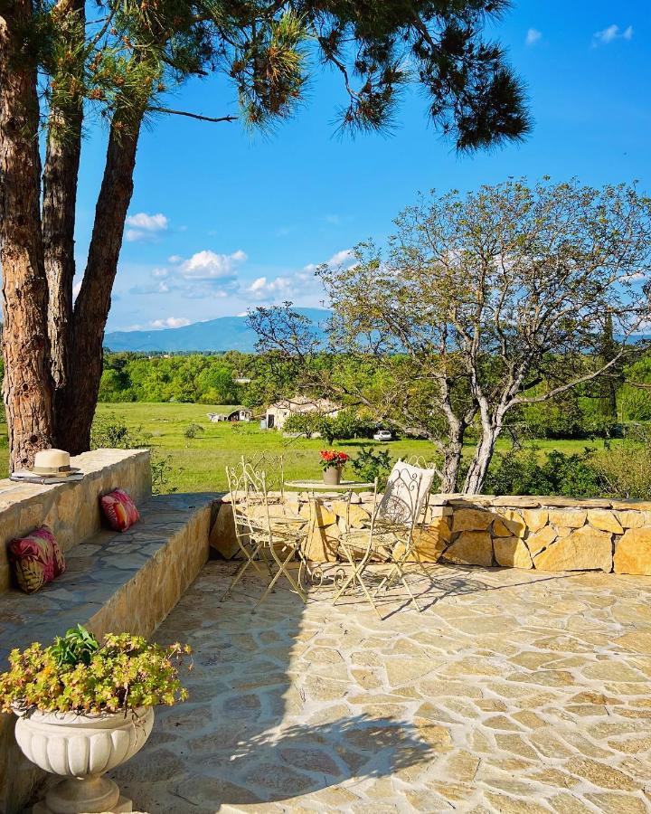 Domaine De La Brave Acomodação com café da manhã Pernes-les-Fontaines Exterior foto