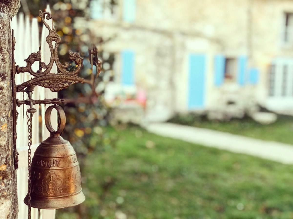 Domaine De La Brave Acomodação com café da manhã Pernes-les-Fontaines Exterior foto